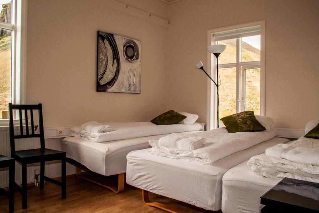 Welcome Edinborg Eyvindarholar Room photo